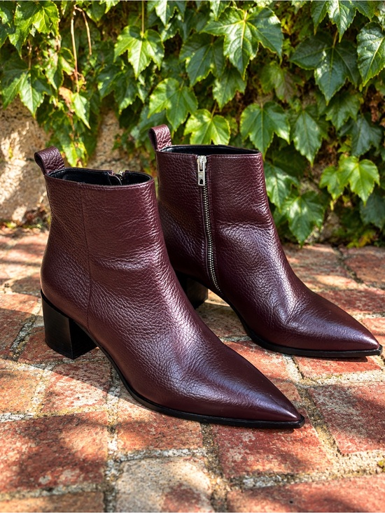 Everlane Shoes - EVERLANE Burgundy Costal Italian Boss's Boot Burgundy Leather Ankle Boot, 8.5